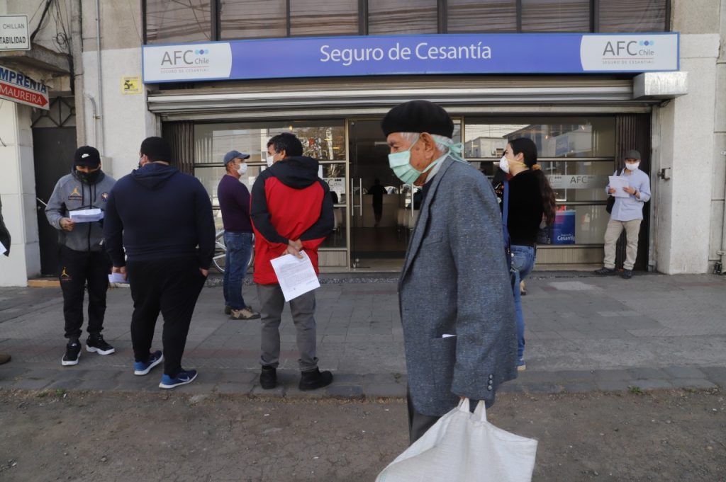 El desempleo en Chile modera su alza y alcanza el 8,9% en el trimestre julio-septiembre