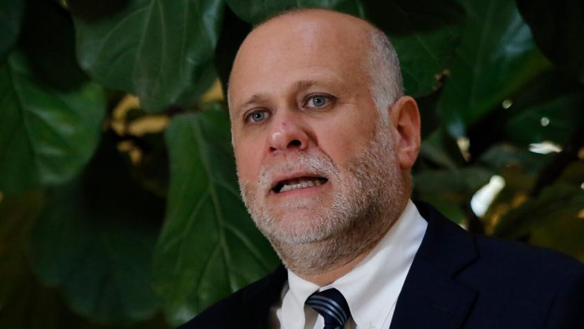 Ministro Elizalde responde a «ultimátum» de gremios y camioneros