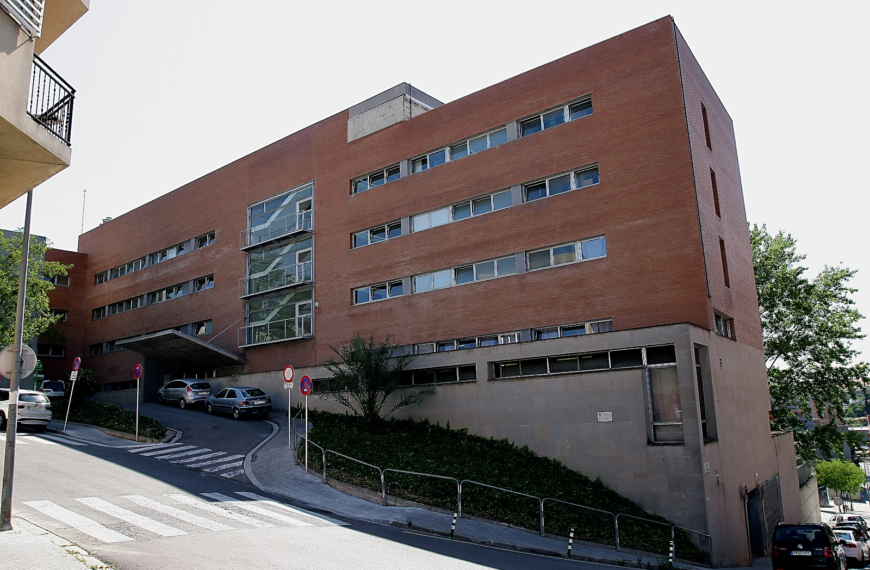 Residencia Antoni Gutiérrez-Rubí revocada por el Gobierno de Milei