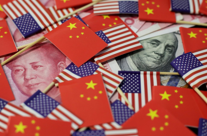 Guerra Comercial: Trump y El Estrés Global del Comercio