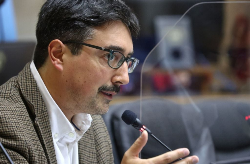 Voto Obligatorio en Chile: Proyecto de Ley y Multas