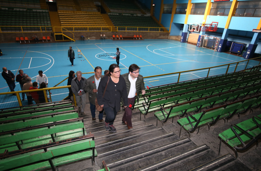 Testimonios Estadio Víctor Jara: Memoria y Resiliencia