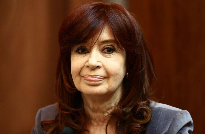 Cristina Kirchner condena a prisión por corrupción