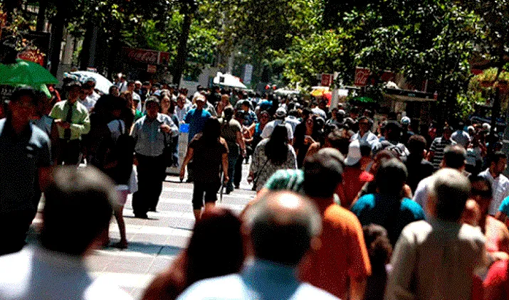 Democracia y Autoritarismo en Chile: Encuesta Reveladora