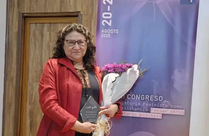 Dra. Alejandra Brito Peña gana el Premio Olga Poblete
