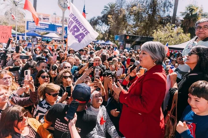 Gira Nacional Jeannette Jara: Éxito en 21 Ciudades