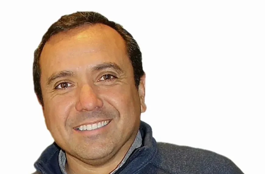 Patricio Góngora renuncia tras escándalo de cuentas trolls