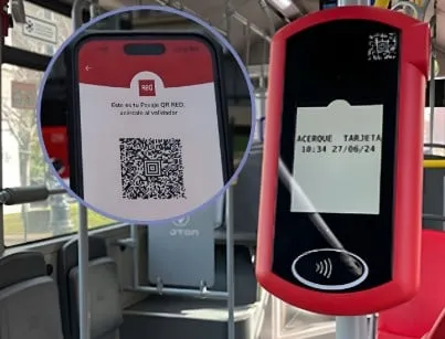 Falla en Pasaje QR: Cobro Doble Afecta Pasajeros en Santiago