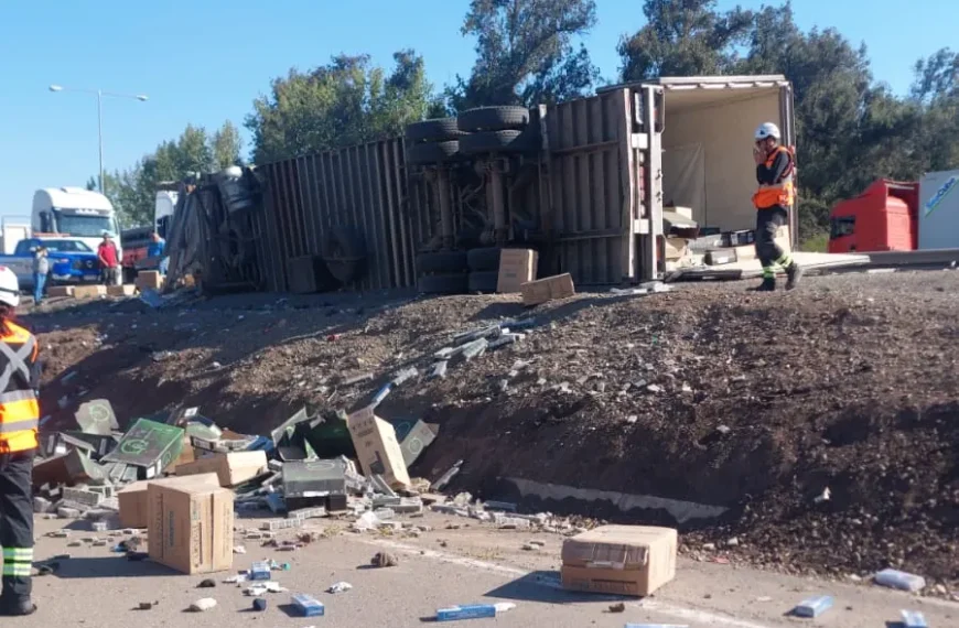 Accidente en Ruta 5 Norte deja dos muertos en Colina