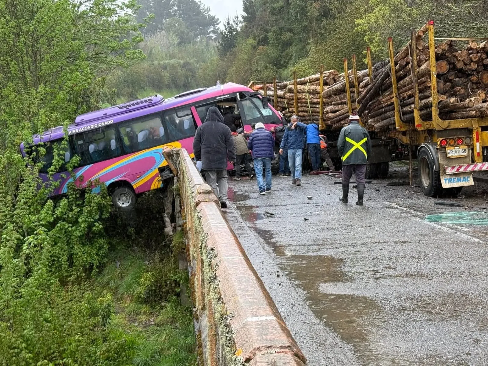 Accidente de tránsito Puerto Montt Los Muermos: seis heridos