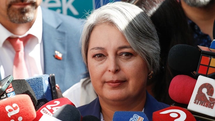 Liderazgo en política: Jeannette Jara desafía a Kast
