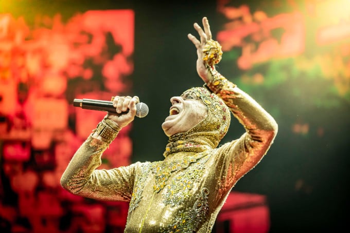 Ney Matogrosso en Chile: Un Concierto Histórico Que Deslumbró a Todos
