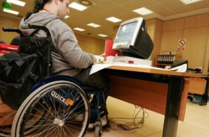 Pobreza Multidimensional en Chile: Cambios y Desafíos en 2024