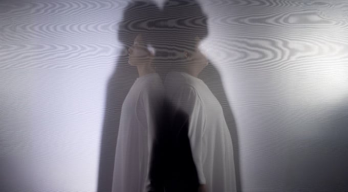 No tengan miedo si viene la niebla: Reflexiones sobre Mistral y el feminismo