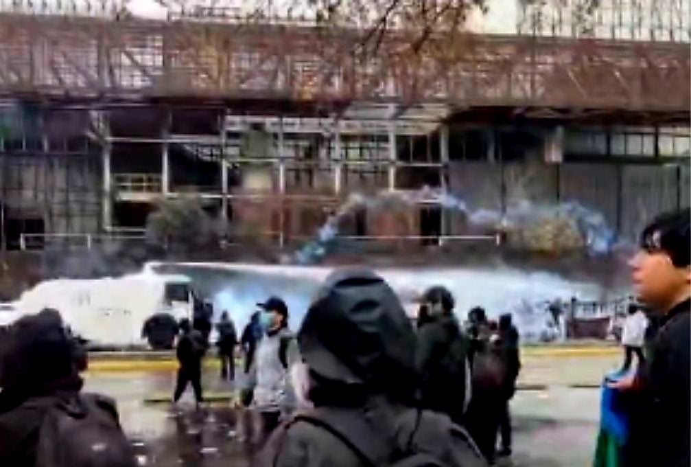 Protestas Estudiantiles en Chile: Realidad de Represión Policial