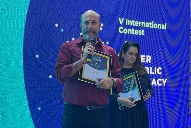 Patricio Mery Bell: El Periodista Chileno que Brilló en Brasil