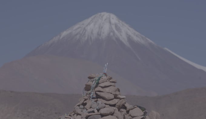 Senderos de la memoria: descubre el desierto y sus voces