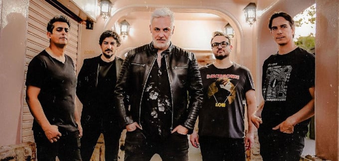 Amongelatina: El Regreso de una Banda Chilena Icónica y Única