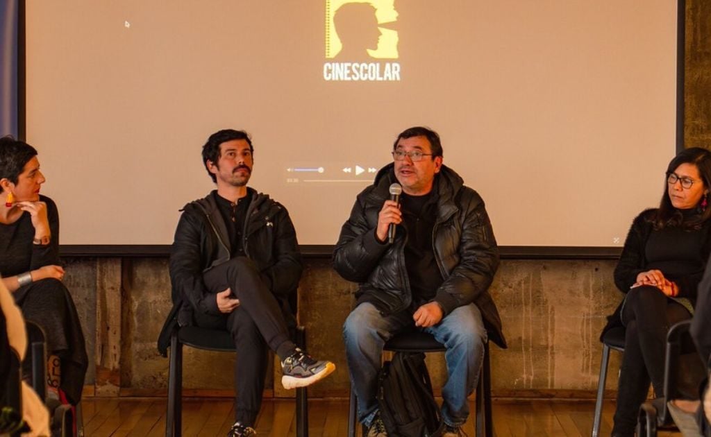 Cine y Educación de Calidad: ¿Cómo Contribuye Valdivia al Futuro?